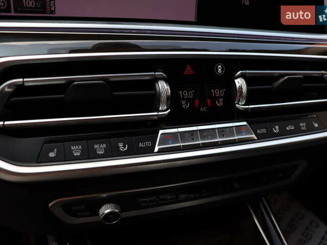 Білий БМВ X7, об'ємом двигуна 3 л та пробігом 131 тис. км за 61900 $, фото 28 на Automoto.ua