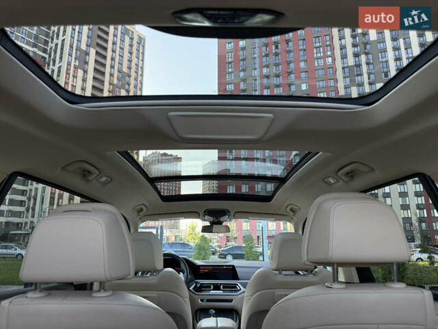 Белый БМВ X7, объемом двигателя 3 л и пробегом 109 тыс. км за 67000 $, фото 58 на Automoto.ua