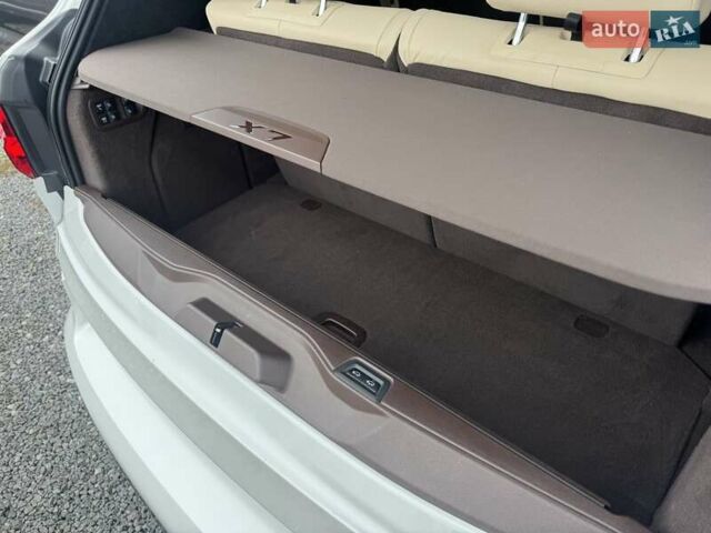 Белый БМВ X7, объемом двигателя 2.99 л и пробегом 98 тыс. км за 79000 $, фото 64 на Automoto.ua