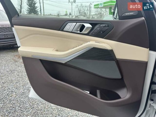 Белый БМВ X7, объемом двигателя 2.99 л и пробегом 98 тыс. км за 79000 $, фото 18 на Automoto.ua