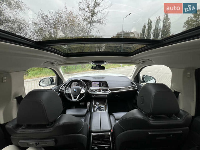 Белый БМВ X7, объемом двигателя 3 л и пробегом 130 тыс. км за 53100 $, фото 20 на Automoto.ua