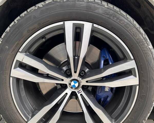 Белый БМВ X7, объемом двигателя 2.99 л и пробегом 99 тыс. км за 71999 $, фото 20 на Automoto.ua