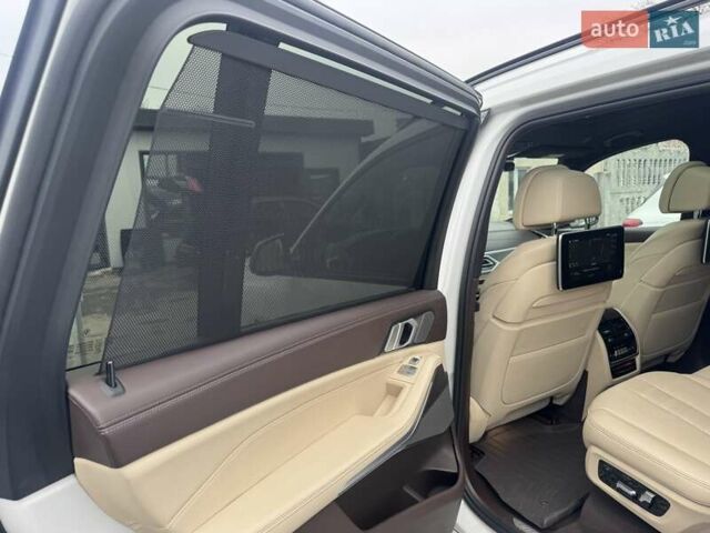 Белый БМВ X7, объемом двигателя 2.99 л и пробегом 98 тыс. км за 79000 $, фото 51 на Automoto.ua