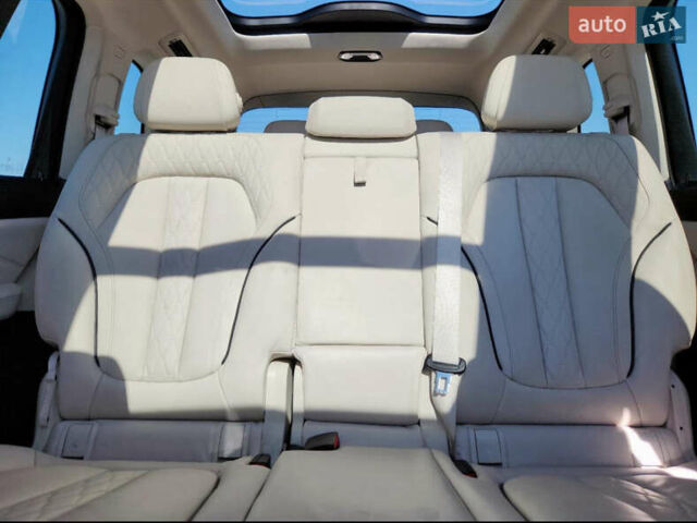 Белый БМВ X7, объемом двигателя 3 л и пробегом 133 тыс. км за 55000 $, фото 9 на Automoto.ua