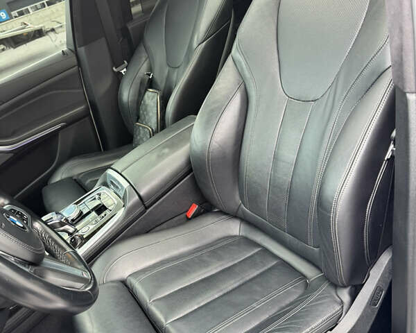 Білий БМВ X7, об'ємом двигуна 3 л та пробігом 166 тис. км за 64500 $, фото 52 на Automoto.ua