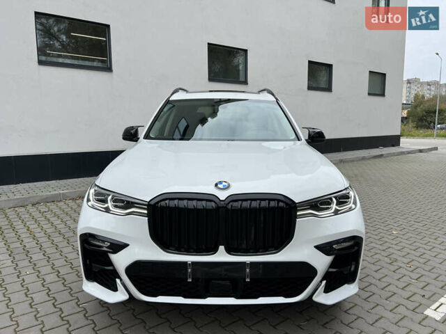 Белый БМВ X7, объемом двигателя 3 л и пробегом 130 тыс. км за 53100 $, фото 7 на Automoto.ua