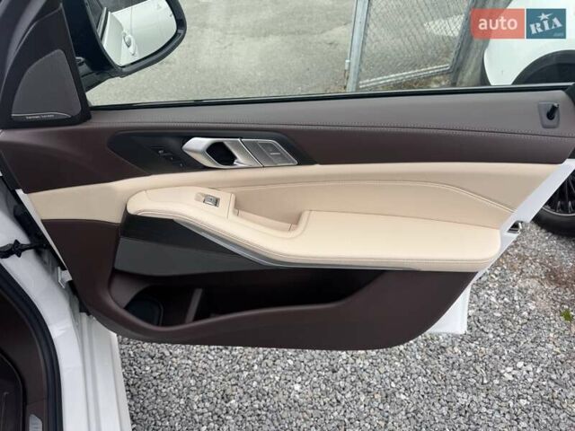 Белый БМВ X7, объемом двигателя 2.99 л и пробегом 98 тыс. км за 79000 $, фото 104 на Automoto.ua