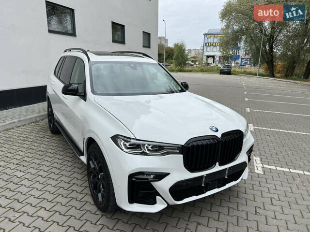 Белый БМВ X7, объемом двигателя 3 л и пробегом 130 тыс. км за 53100 $, фото 3 на Automoto.ua