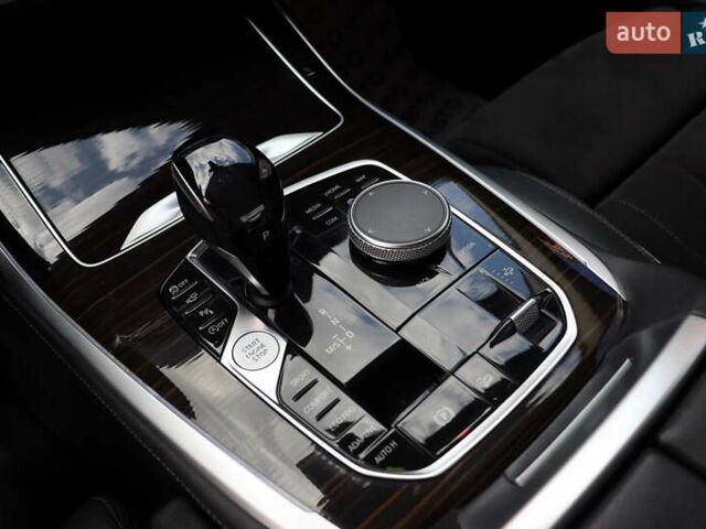 Білий БМВ X7, об'ємом двигуна 3 л та пробігом 131 тис. км за 61900 $, фото 30 на Automoto.ua