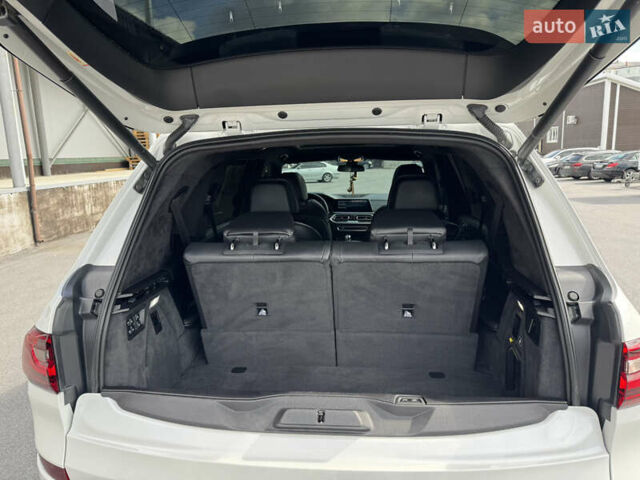 Білий БМВ X7, об'ємом двигуна 3 л та пробігом 166 тис. км за 64500 $, фото 31 на Automoto.ua