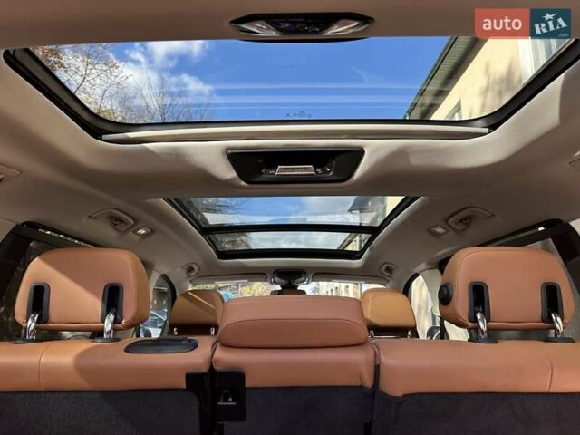 Белый БМВ X7, объемом двигателя 3 л и пробегом 67 тыс. км за 59500 $, фото 70 на Automoto.ua