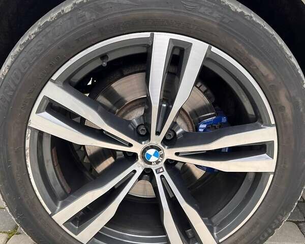 Белый БМВ X7, объемом двигателя 2.99 л и пробегом 99 тыс. км за 71999 $, фото 21 на Automoto.ua