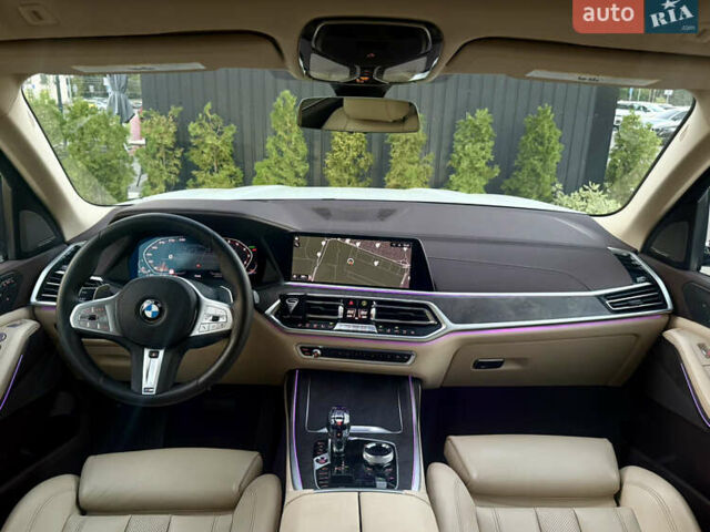 Белый БМВ X7, объемом двигателя 3 л и пробегом 109 тыс. км за 67000 $, фото 27 на Automoto.ua