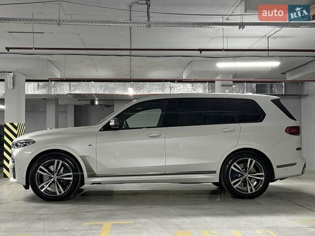 Белый БМВ X7, объемом двигателя 4.39 л и пробегом 99 тыс. км за 71900 $, фото 8 на Automoto.ua