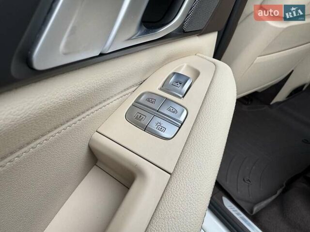 Белый БМВ X7, объемом двигателя 2.99 л и пробегом 98 тыс. км за 79000 $, фото 50 на Automoto.ua