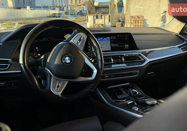 Белый БМВ X7, объемом двигателя 3 л и пробегом 126 тыс. км за 54000 $, фото 8 на Automoto.ua