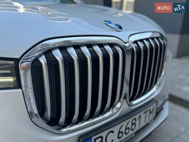 Белый БМВ X7, объемом двигателя 2.99 л и пробегом 137 тыс. км за 64500 $, фото 11 на Automoto.ua