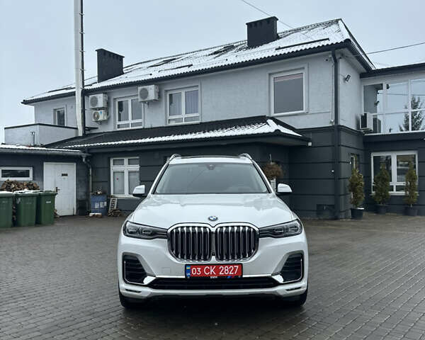 Белый БМВ X7, объемом двигателя 3 л и пробегом 154 тыс. км за 48999 $, фото 69 на Automoto.ua