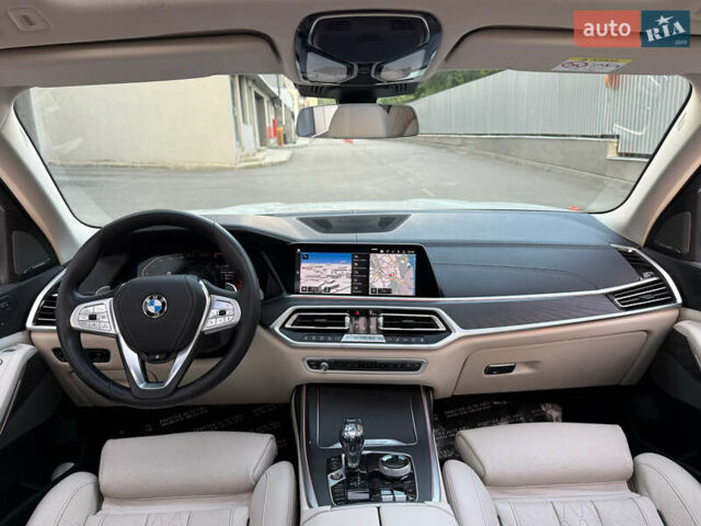 Белый БМВ X7, объемом двигателя 2.99 л и пробегом 83 тыс. км за 83000 $, фото 71 на Automoto.ua
