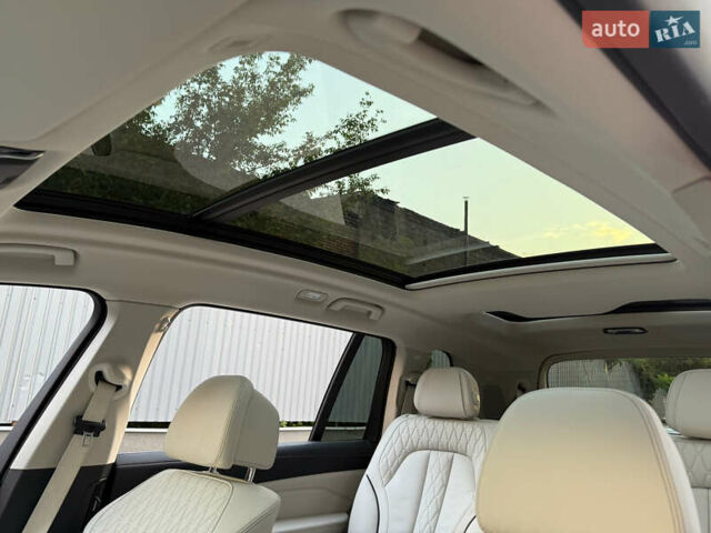 Белый БМВ X7, объемом двигателя 2.99 л и пробегом 83 тыс. км за 83000 $, фото 94 на Automoto.ua