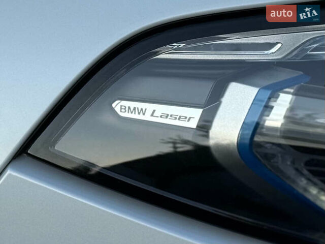 Белый БМВ X7, объемом двигателя 2.99 л и пробегом 83 тыс. км за 83000 $, фото 34 на Automoto.ua