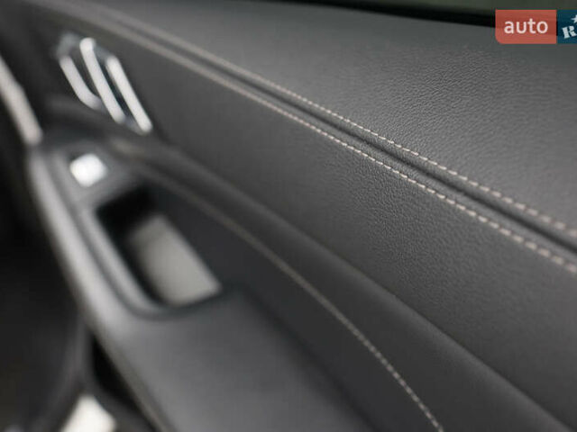 Белый БМВ X7, объемом двигателя 2.99 л и пробегом 141 тыс. км за 61000 $, фото 23 на Automoto.ua