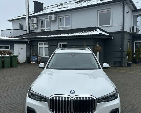 Белый БМВ X7, объемом двигателя 3 л и пробегом 154 тыс. км за 48999 $, фото 29 на Automoto.ua