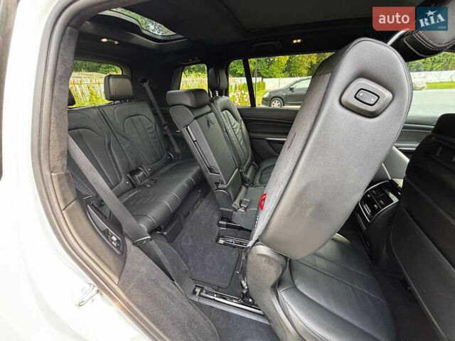 Білий БМВ X7, об'ємом двигуна 4.39 л та пробігом 129 тис. км за 61900 $, фото 32 на Automoto.ua