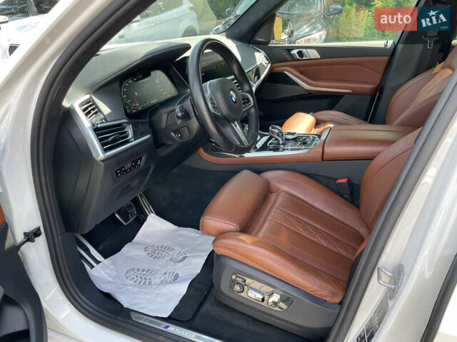 Белый БМВ X7, объемом двигателя 2.99 л и пробегом 127 тыс. км за 75000 $, фото 4 на Automoto.ua