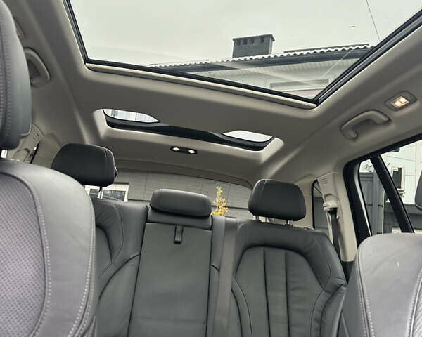 Белый БМВ X7, объемом двигателя 3 л и пробегом 154 тыс. км за 48999 $, фото 121 на Automoto.ua