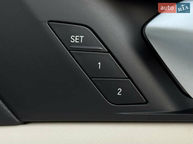 Белый БМВ X7, объемом двигателя 2.99 л и пробегом 83 тыс. км за 83000 $, фото 67 на Automoto.ua