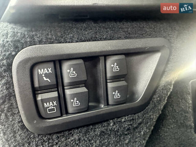 Белый БМВ X7, объемом двигателя 3 л и пробегом 154 тыс. км за 48999 $, фото 92 на Automoto.ua