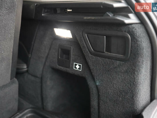 Белый БМВ X7, объемом двигателя 2.99 л и пробегом 141 тыс. км за 61000 $, фото 20 на Automoto.ua