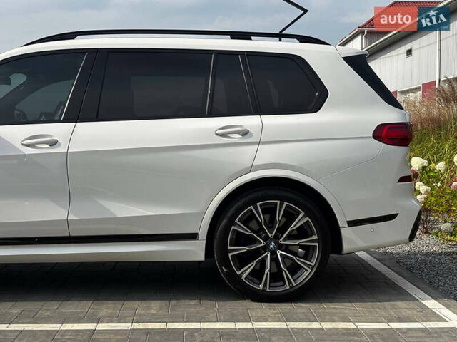Білий БМВ X7, об'ємом двигуна 4.39 л та пробігом 129 тис. км за 61900 $, фото 6 на Automoto.ua