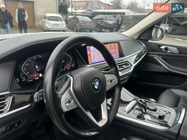 Белый БМВ X7, объемом двигателя 3 л и пробегом 154 тыс. км за 48999 $, фото 117 на Automoto.ua