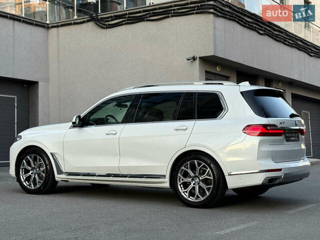 Белый БМВ X7, объемом двигателя 2.99 л и пробегом 83 тыс. км за 83000 $, фото 24 на Automoto.ua