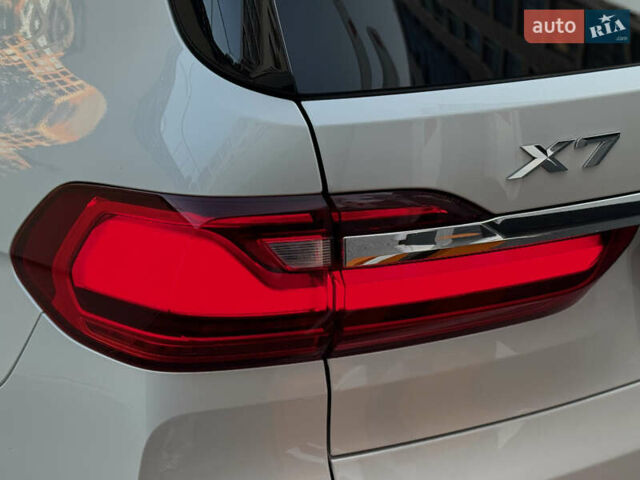 Белый БМВ X7, объемом двигателя 2.99 л и пробегом 83 тыс. км за 83000 $, фото 41 на Automoto.ua