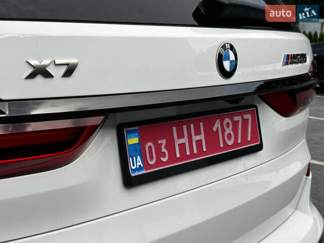 Белый БМВ X7, объемом двигателя 4.39 л и пробегом 129 тыс. км за 65500 $, фото 10 на Automoto.ua