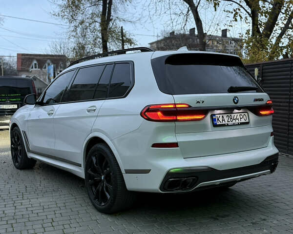 Белый БМВ X7, объемом двигателя 4.39 л и пробегом 43 тыс. км за 85500 $, фото 2 на Automoto.ua