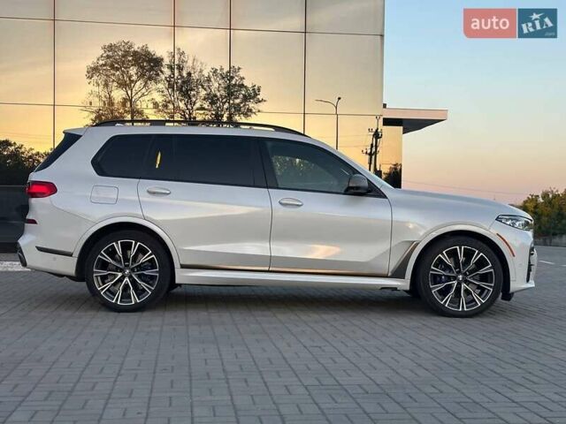 Белый БМВ X7, объемом двигателя 4.39 л и пробегом 126 тыс. км за 58500 $, фото 6 на Automoto.ua