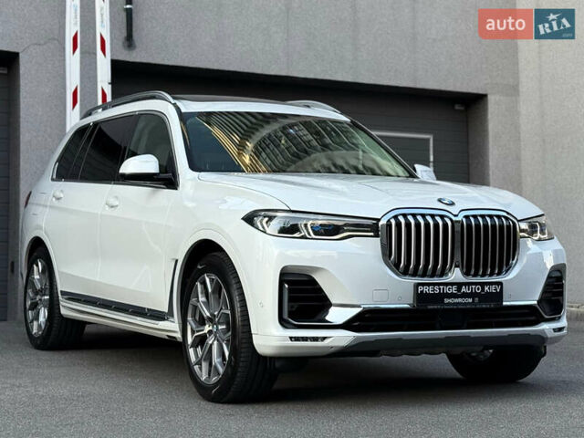 Белый БМВ X7, объемом двигателя 2.99 л и пробегом 83 тыс. км за 83000 $, фото 11 на Automoto.ua