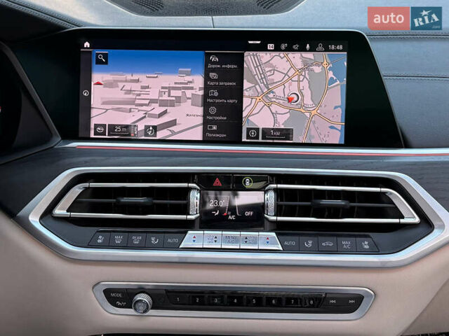 Белый БМВ X7, объемом двигателя 2.99 л и пробегом 83 тыс. км за 83000 $, фото 72 на Automoto.ua