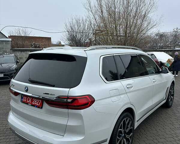 Белый БМВ X7, объемом двигателя 3 л и пробегом 154 тыс. км за 48999 $, фото 9 на Automoto.ua
