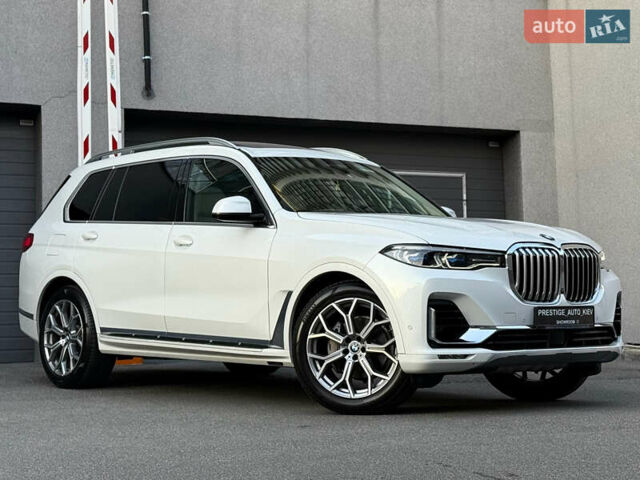 Белый БМВ X7, объемом двигателя 2.99 л и пробегом 83 тыс. км за 86000 $, фото 3 на Automoto.ua