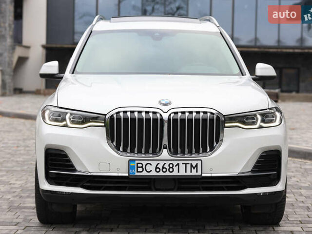 Белый БМВ X7, объемом двигателя 2.99 л и пробегом 141 тыс. км за 61000 $, фото 2 на Automoto.ua