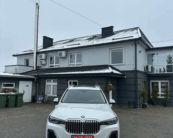 Белый БМВ X7, объемом двигателя 3 л и пробегом 154 тыс. км за 48999 $, фото 12 на Automoto.ua