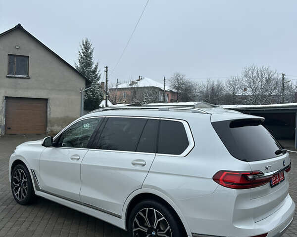 Белый БМВ X7, объемом двигателя 3 л и пробегом 154 тыс. км за 48999 $, фото 7 на Automoto.ua