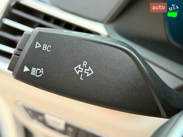 Белый БМВ X7, объемом двигателя 2.99 л и пробегом 83 тыс. км за 86000 $, фото 80 на Automoto.ua