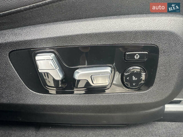 Белый БМВ X7, объемом двигателя 3 л и пробегом 154 тыс. км за 48999 $, фото 114 на Automoto.ua