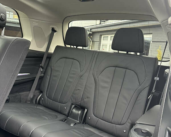 Белый БМВ X7, объемом двигателя 3 л и пробегом 154 тыс. км за 48999 $, фото 85 на Automoto.ua